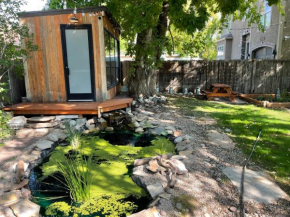 3BD HOME Downtown SLC - KOI POND - SAUNA-fast wifi